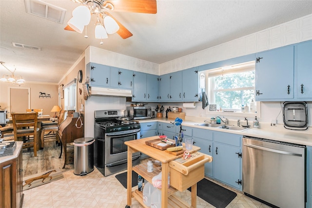 1055 Miller Rd, Reno, TX 76020 - kitchen featuring appliances with stainless steel finishes, blue cabinetry, a sink, under cabinet range hood, and a textured ceiling