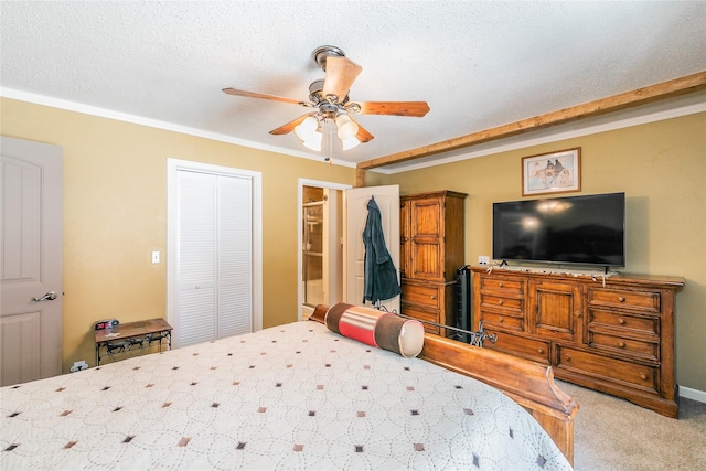 1055 Miller Rd, Reno, TX 76020 - bedroom with carpet, crown molding, ceiling fan, a textured ceiling, and a closet
