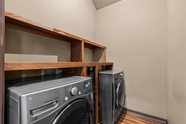 4905 Lakepark Dr, Sanger, TX 76266 - laundry area with independent washer and dryer, wood finished floors, and baseboards