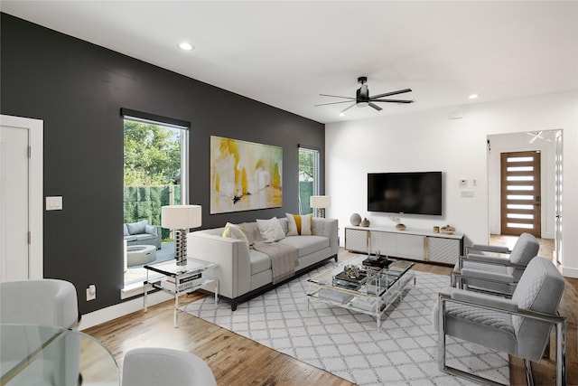 3502 Vilbig Rd, Dallas, TX 75212 - living area with wood finished floors, a ceiling fan, and recessed lighting