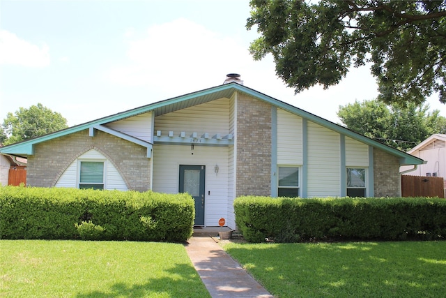 1424 Valley Trl, Mesquite, TX 75149 - mid-century inspired home featuring brick siding and a front yard