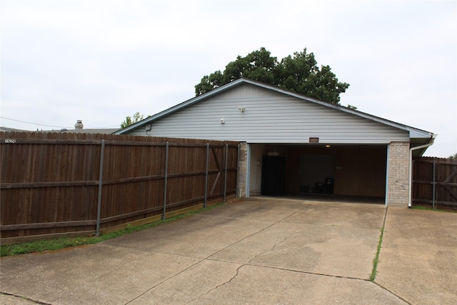 1424 Valley Trl, Mesquite, TX 75149 - view of garage