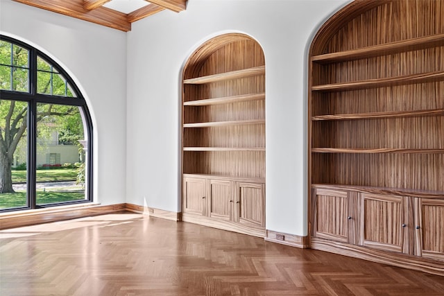 4400 Belfort Pl, Highland Park, TX 75205 - detailed view of baseboards and built in features