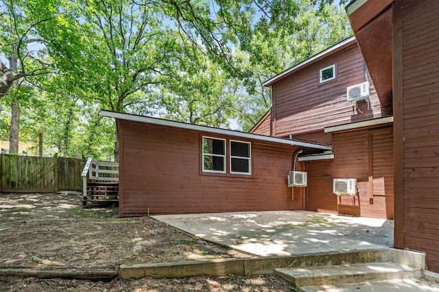 147 Carolynn Rd, Mabank, TX 75156 - view of side of property featuring a patio
