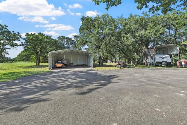 1200 Old Decatur Rd, Decatur, TX 76234 - view of asphalt driveway