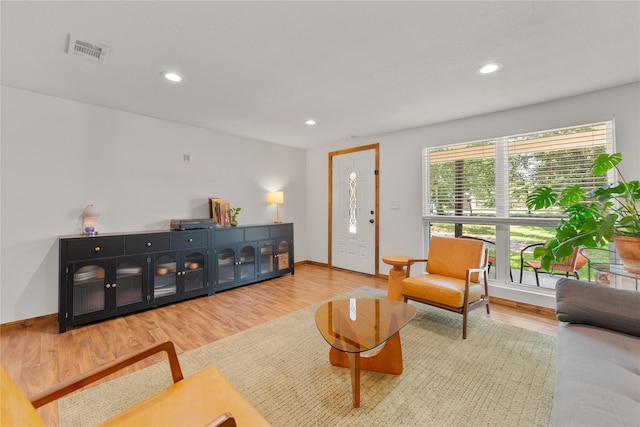 201 W Tinsley Dr, Robinson, TX 76706 - living room featuring wood finished floors, recessed lighting, and baseboards