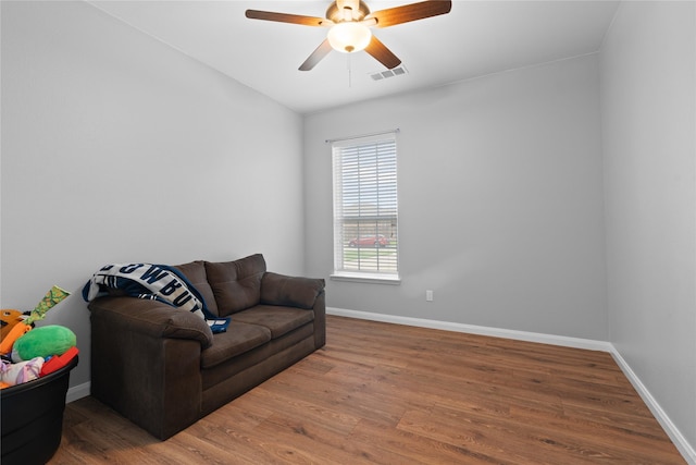 2014 Autumn Dr, Glenn Heights, TX 75154 - living area with wood finished floors and ceiling fan