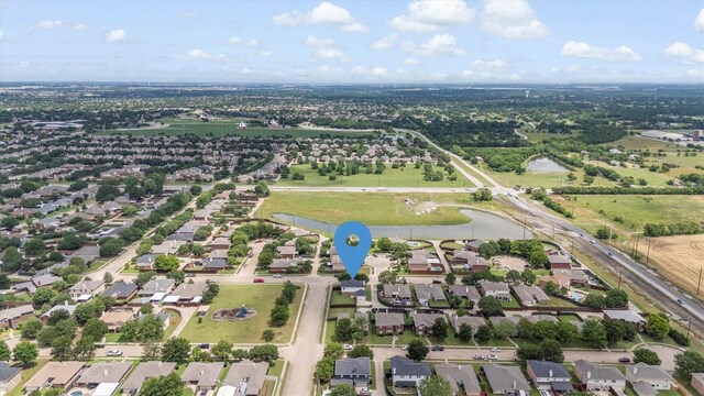 1800 Summer Glen Ct, Allen, TX 75002 - aerial view of property and surrounding area with a nearby body of water and nearby suburban area