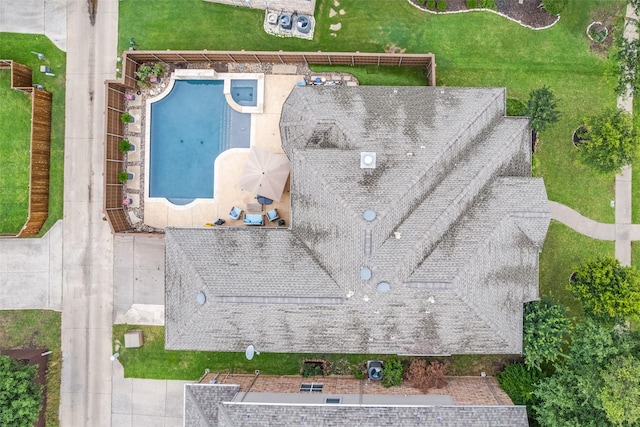 439 Fox Trl, Allen, TX 75002 - aerial view of a pool area