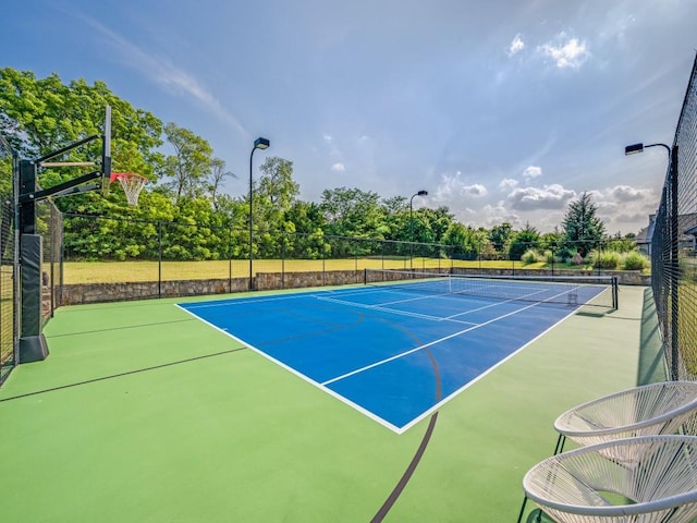 1545 Silver Creek Cir, Lucas, TX 75002 - view of tennis court featuring community basketball court and view of wooded area