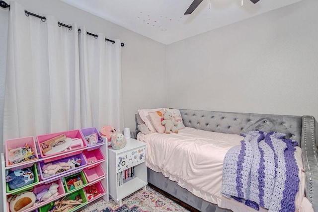 1117 Marcia Ln, Burleson, TX 76028 - bedroom with ceiling fan