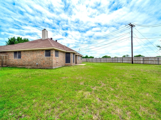 7900 Marsh Ct, Fort Worth, TX 76123 - view of yard