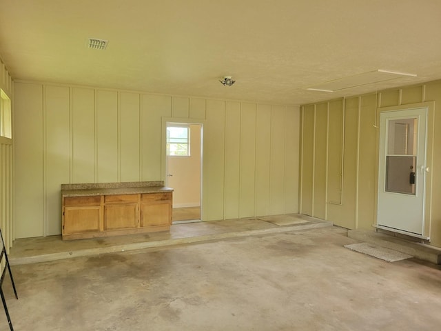 316 Charlie Dr, Whitesboro, TX 76273 - view of garage