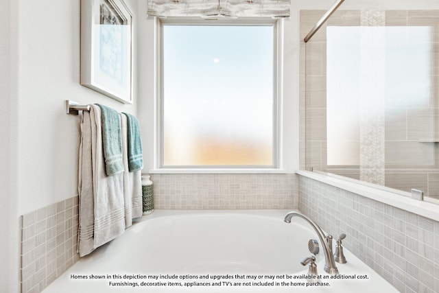 4031 Zina Ln, Prosper, TX 75078 - bathroom featuring a bath
