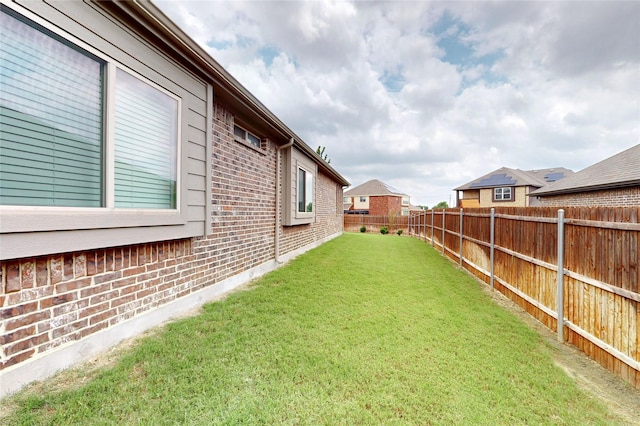 734 Oakleaf Dr, Midlothian, TX 76065 - view of yard
