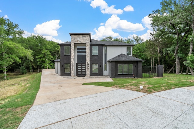 2303 Timber Creek Ct, Cedar Hill, TX 75104 - contemporary home with concrete driveway