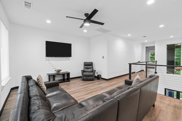 2303 Timber Creek Ct, Cedar Hill, TX 75104 - living area featuring ceiling fan, recessed lighting, wood finished floors, and baseboards