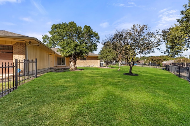 208 Ashe Bend Dr, Rowlett, TX 75087 - view of yard
