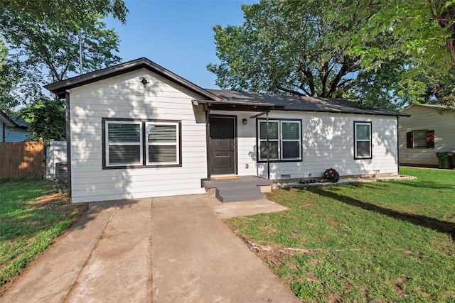 228 Harrison Ln, Hurst, TX 76053 - view of bungalow