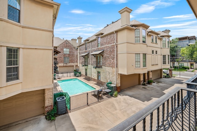 1910 Hope St Unit 15, Dallas, TX 75206 - community pool with a residential view
