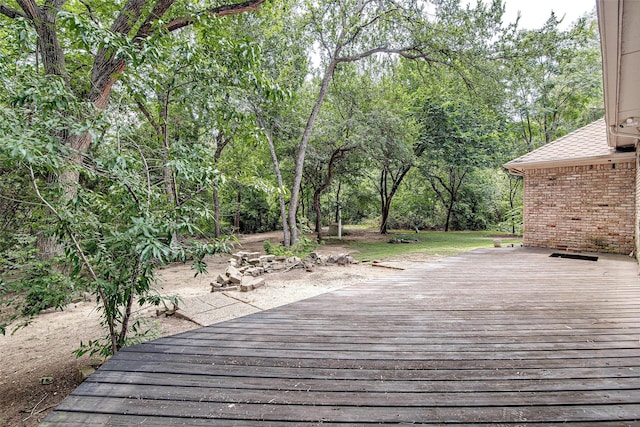 3308 Corn Valley Rd, Grand Prairie, TX 75052 - view of wooden terrace