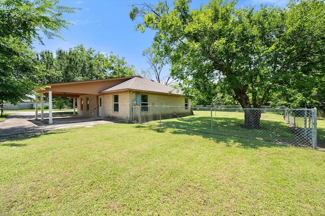 604 Donna Cir, Kerens, TX 75144 - view of yard featuring an attached carport