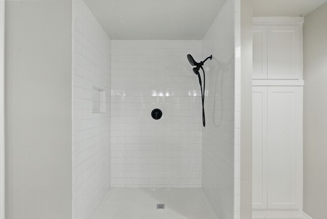 109 Pedernales Dr, New Fairview, TX 76078 - full bathroom with a tile shower