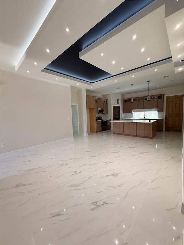2815 Pall Mall Ave, Dallas, TX 75241 - unfurnished living room featuring baseboards, a tray ceiling, and recessed lighting