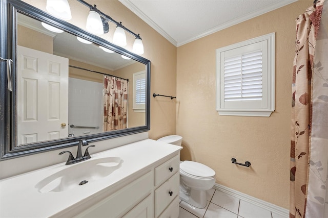 2008 Real Dr, Waco, TX 76712 - full bath featuring crown molding, vanity, toilet, baseboards, and tile patterned flooring