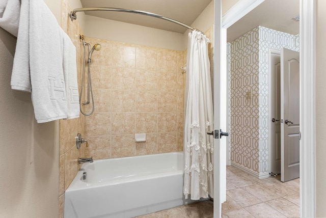 2830 Creekwood Ln, Prosper, TX 75078 - bathroom with shower / bath combo and tile patterned flooring