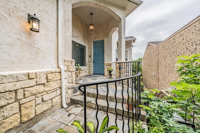 11 Intrepid Cir, Rockwall, TX 75032 - property entrance with stucco siding and stone siding