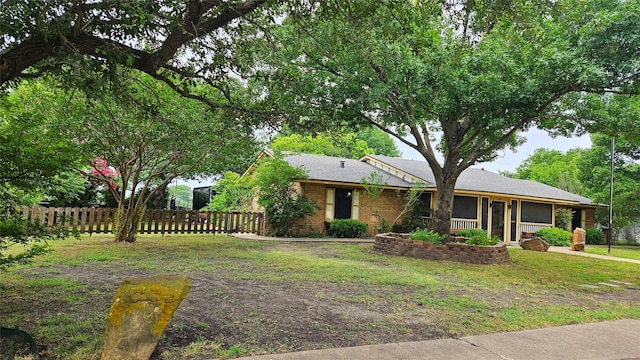 201 Vanderbilt Ln, Waxahachie, TX 75165 - single story home with brick siding