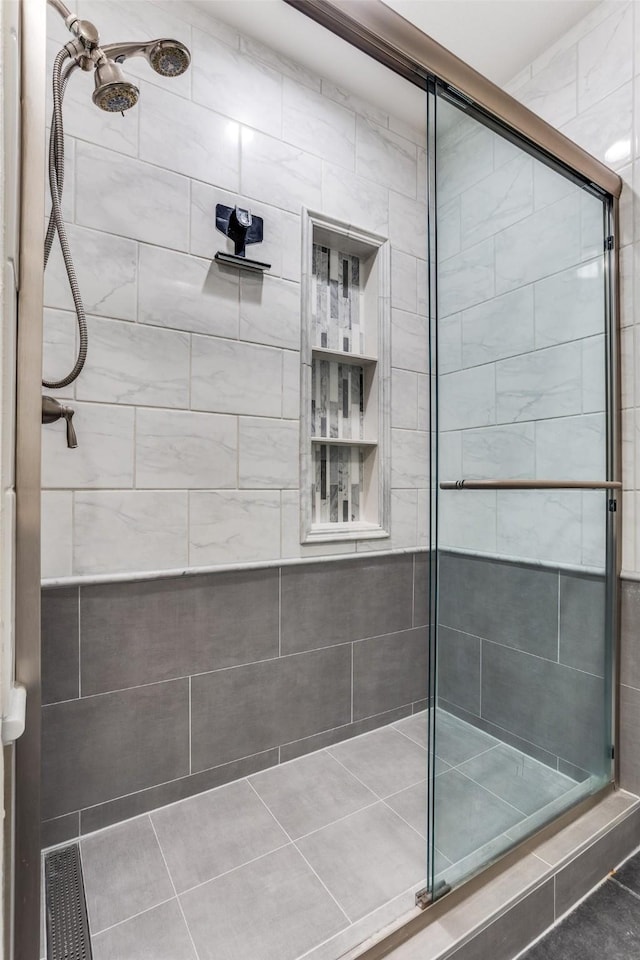 1601 Elk Grove Dr, Richardson, TX 75081 - full bath featuring a shower stall and tile patterned flooring