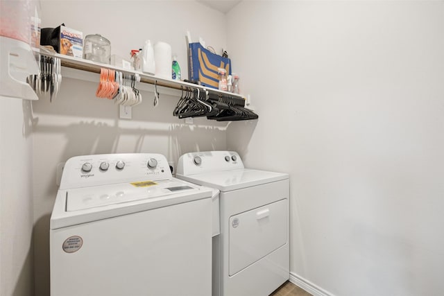 2028 Saddle Way, Mesquite, TX 75149 - laundry room with washing machine and dryer