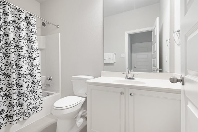 15717 Preble Rd, Fort Worth, TX 76177 - full bathroom featuring vanity, toilet, and shower / bath combination with curtain