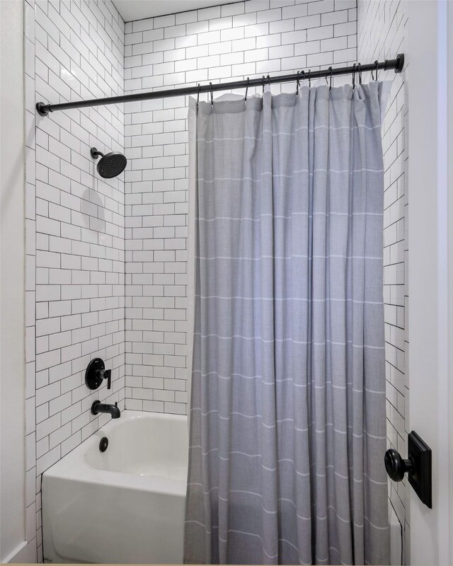 36 Mirror Lakes Ct, Gunter, TX 75058 - full bath with shower / bathtub combination with curtain