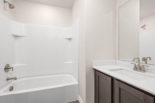 104 Southgate Dr, Terrell, TX 75160 - full bath featuring washtub / shower combination and vanity