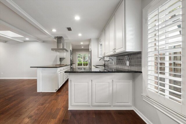 4517 Cloudview Rd, Fort Worth, TX 76109 - indoor dry bar featuring beverage cooler, a chandelier, dark wood finished floors, ornamental molding, and baseboards