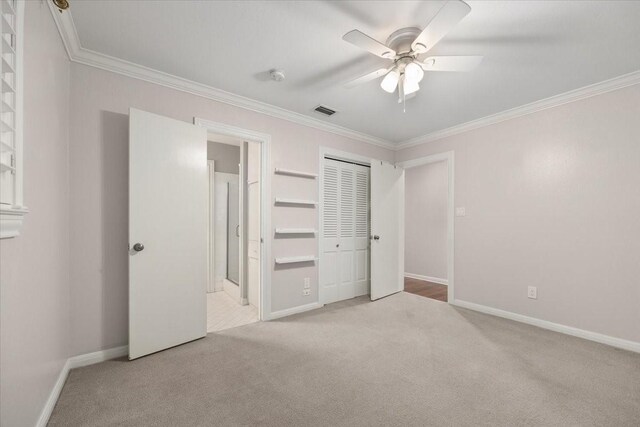 4517 Cloudview Rd, Fort Worth, TX 76109 - unfurnished room with light colored carpet, ornamental molding, a ceiling fan, and baseboards