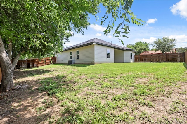220 E 7th St, Weatherford, TX 76086 - view of yard with central air condition unit