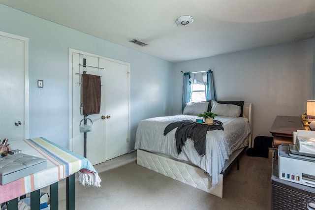 1001 N Ector Dr, Euless, TX 76039 - carpeted bedroom with a closet