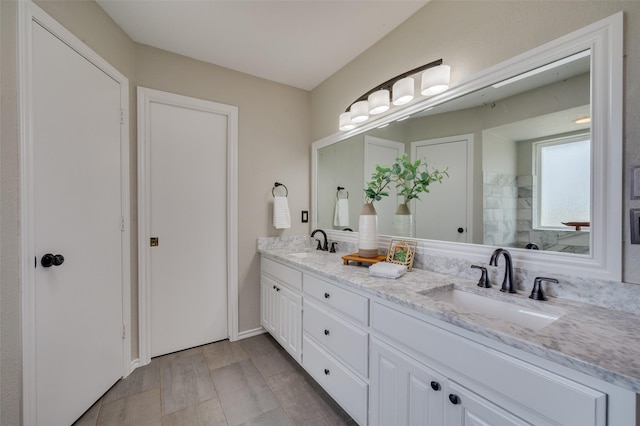 4704 N Meadow Ridge Cir, Mckinney, TX 75072 - full bath with double vanity