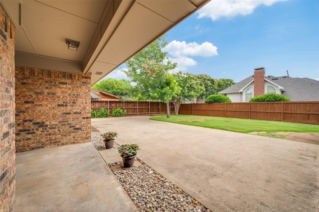 4704 N Meadow Ridge Cir, Mckinney, TX 75072 - view of patio / terrace