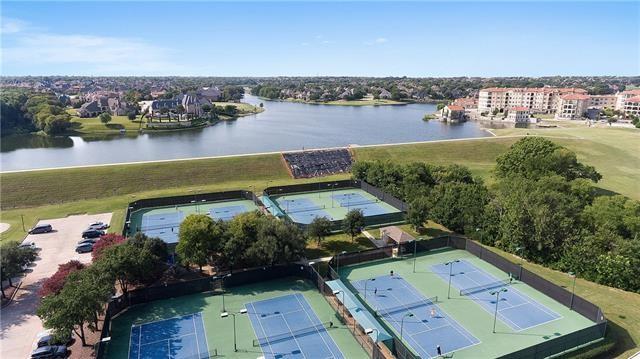 4704 N Meadow Ridge Cir, Mckinney, TX 75072 - aerial view of a nearby body of water