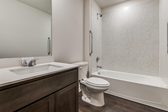 1937 Duskwood Dr, Lancaster, TX 75146 - bathroom with wood finished floors, vanity, and shower / washtub combination