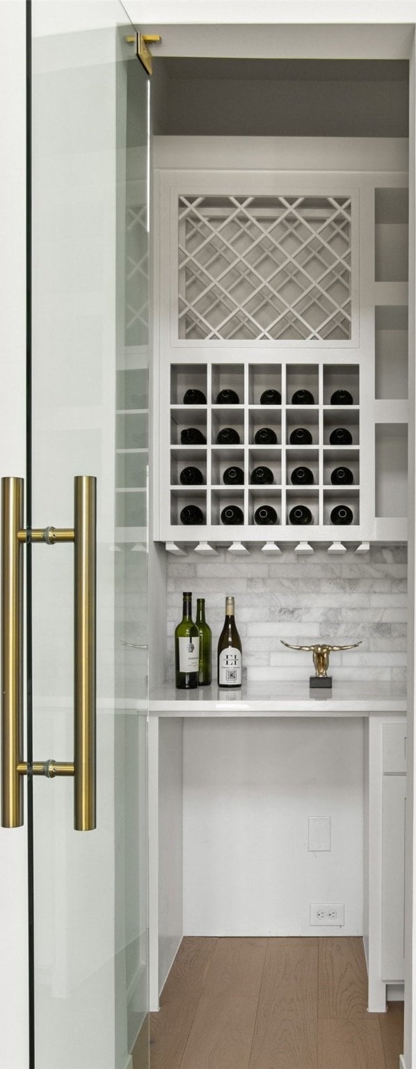 9974 Witham St, Dallas, TX 75220 - view of bar