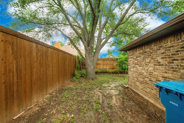 2212 Creekwood Ct, Flower Mound, TX 75028 - view of yard