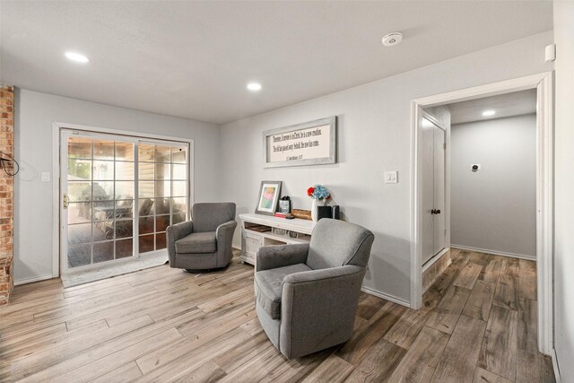 7251 Valley Dale Ct, Benbrook, TX 76116 - sitting room featuring light wood-style flooring and recessed lighting