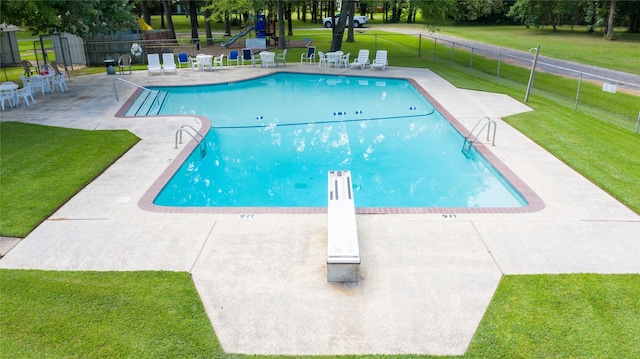 103 Idlewood Rd, Enchanted Oaks, TX 75156 - community pool featuring a patio and view of wooded area