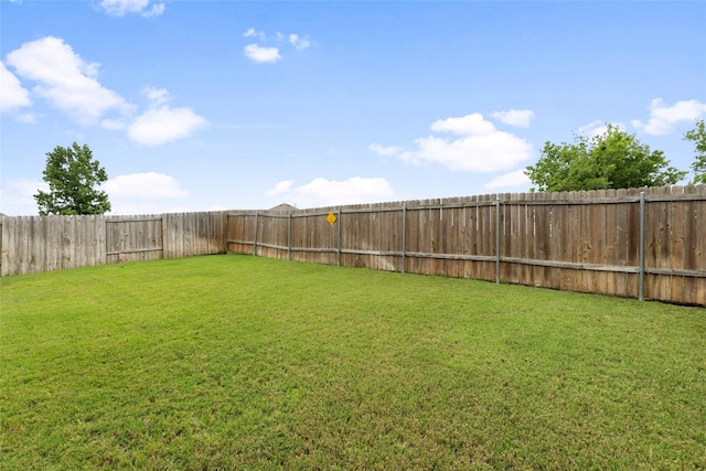 2118 Cone Flower Dr, Forney, TX 75126 - view of yard